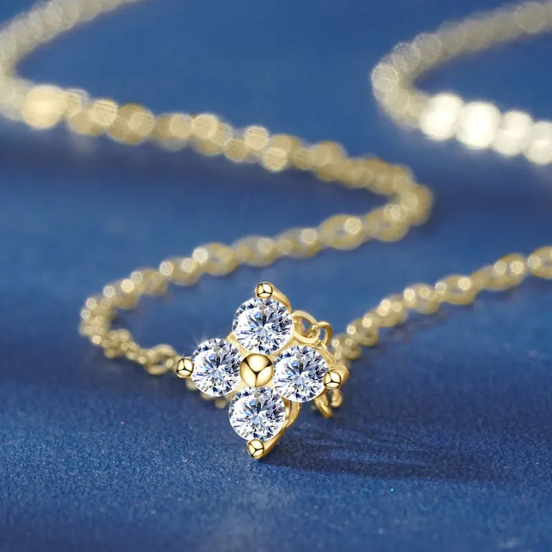 10K Solid Gold 0.06ct*4 Moissanite Diamond Pendant Necklace Four-Leaf Clover Style *Certified*